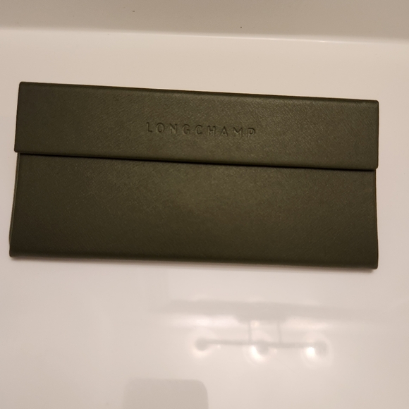 Longchamp Accessories - Longchamp Sunglasses Case 👓 new